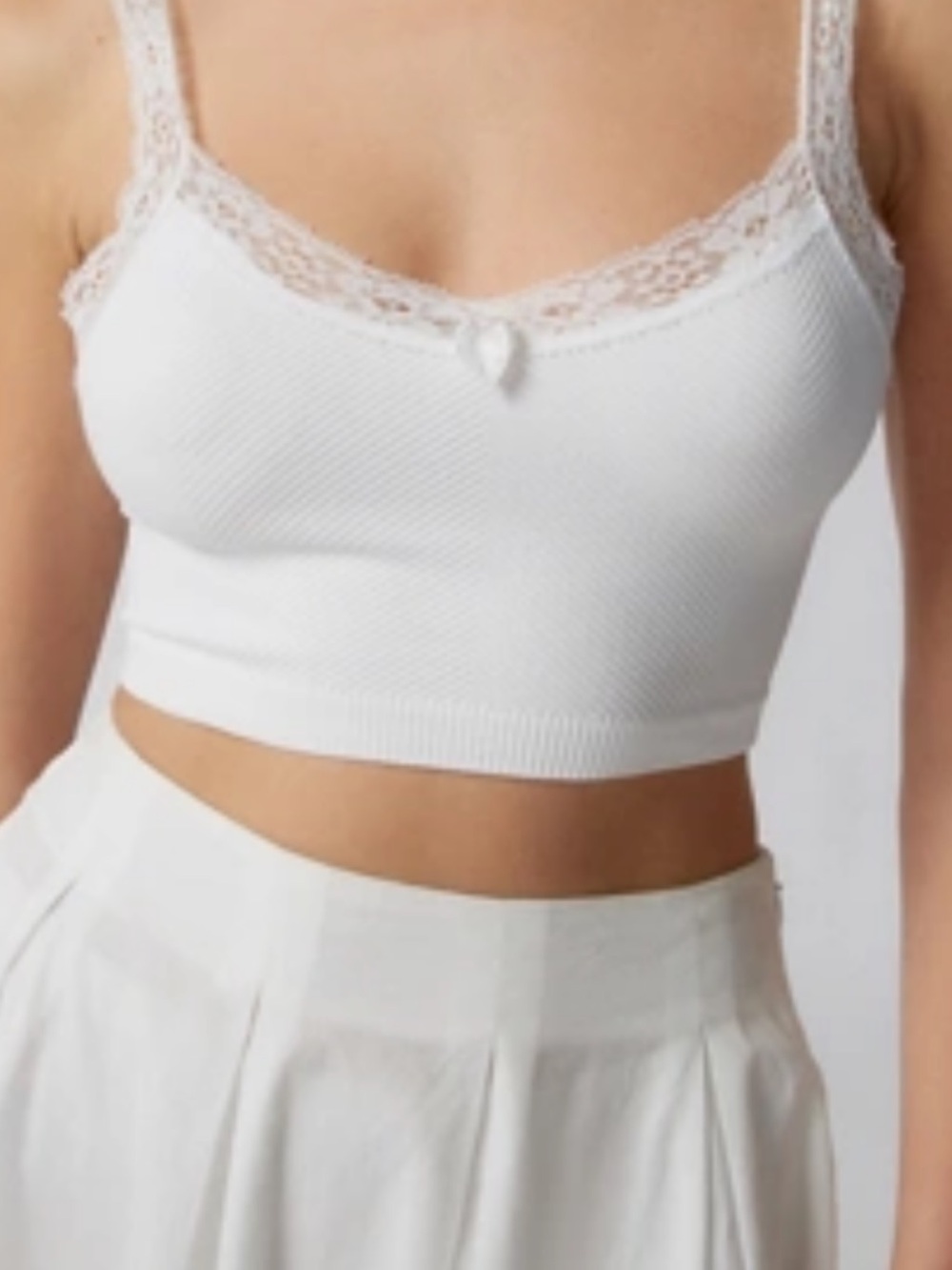 White Lace-Trim  Crop Tank 🎀 5 for $25 bundle price 🎀